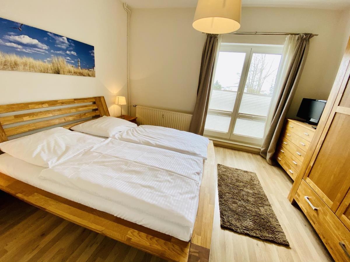 Апартаменти Bootshaus/ Holzdeck Росток Екстер'єр фото
